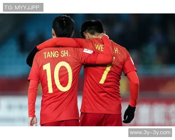 本赛季多库为俱乐部和国家队贡献十球六助攻展现出色状态